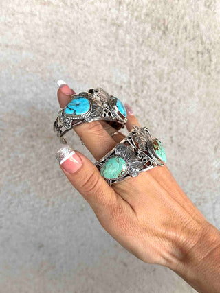 RTS ★ Royalty Cuff