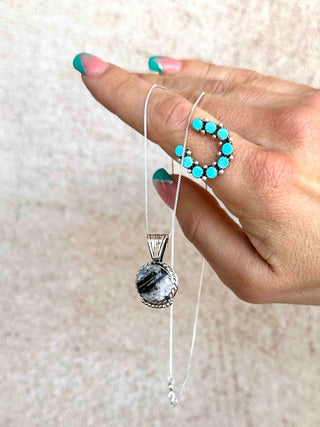 RTS ★ Revolution Necklace ★ White Buffalo