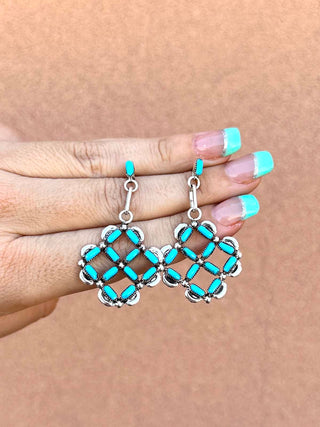 RTS ★ Criss Cross Earrings