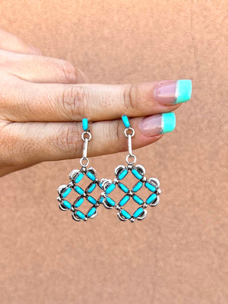 RTS ★ Criss Cross Earrings
