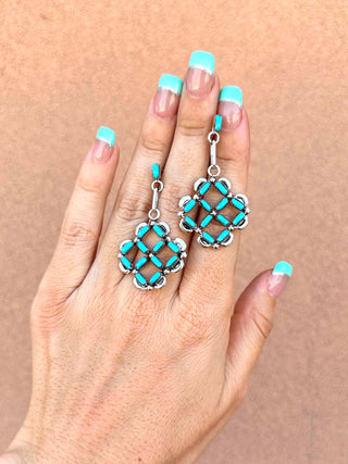 RTS ★ Criss Cross Earrings