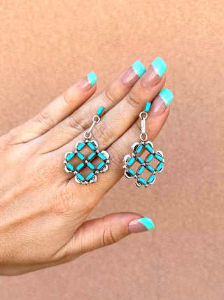 RTS ★ Criss Cross Earrings