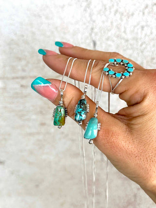 RTS ★ Sideways Necklace