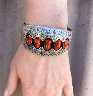 RTS ★ Ambitious 5 Stone Cuff