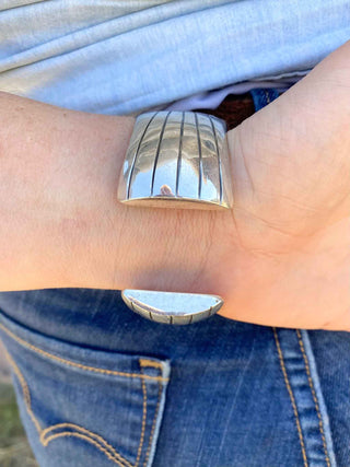 RTS ★ Ambitious 5 Stone Cuff