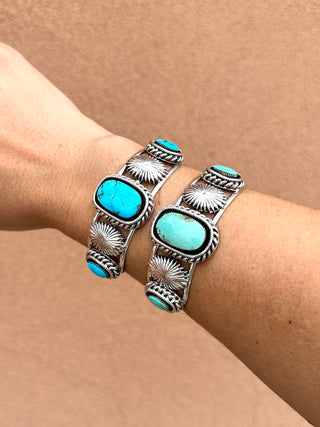 RTS ★ Mama's Home Cuff