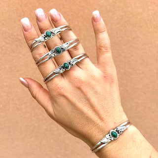 RTS ★ Malachite Leaf Cuff