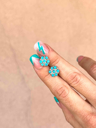 RTS ★ Zuni Flower Studs