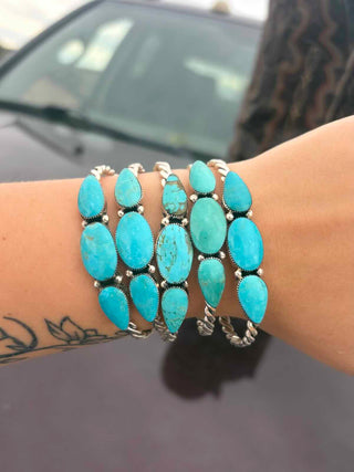 RTS ★ Your Trusted Trio Cuff