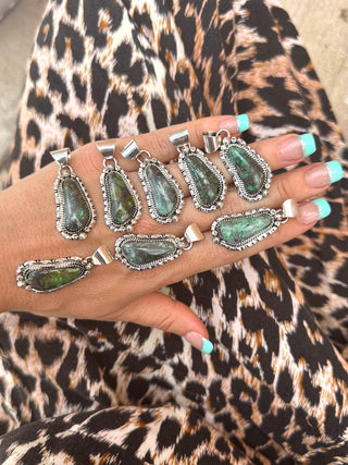 RTS ★ Beating Heart Pendant