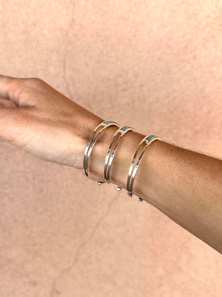 RTS ★ Va-Va Voom Cuffs