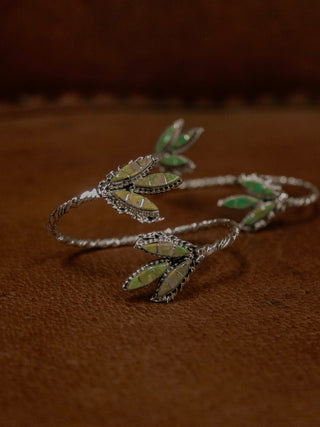 RTS ★ Zuni Three Leaf Green Cuff