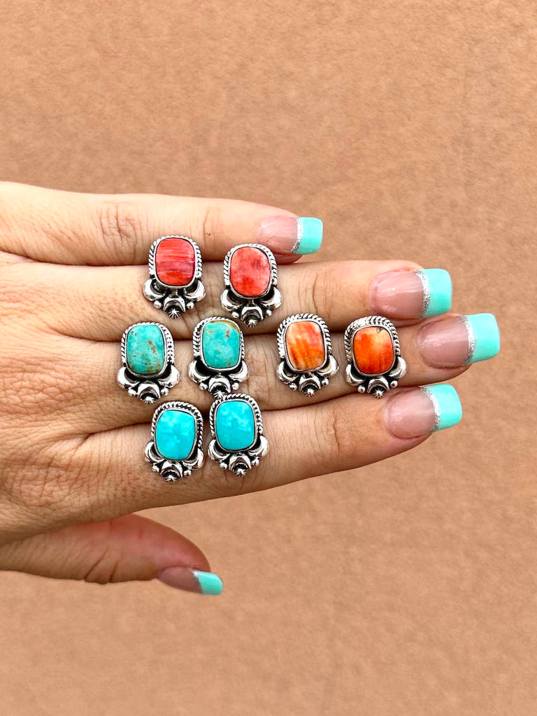RTS ★ DAWN RISING STUDS