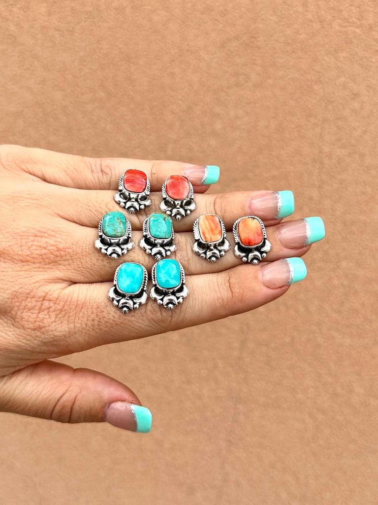RTS ★ DAWN RISING STUDS