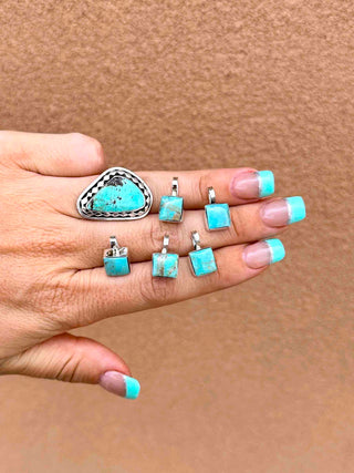 RTS ★ Lil' Square Necklace