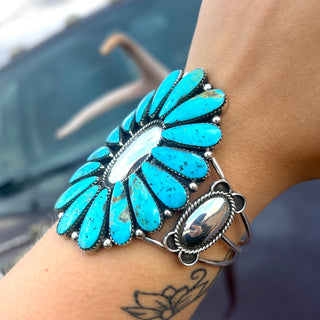 RTS ★ Carnivale Cuff