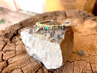 RTS ★ Wonderland Cuff