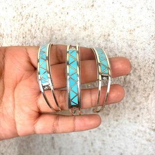 RTS ★ Turquoise Zig Zag Cuff