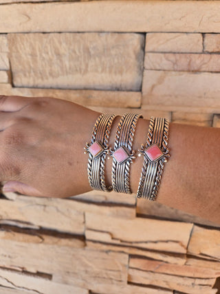 RTS ★ Pink Shell Jennifer Cuff