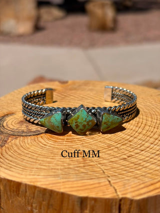 RTS ★ Spoil Me Cuff