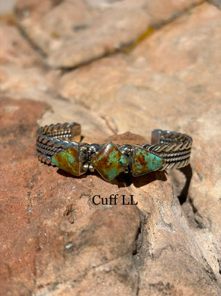 RTS ★ Spoil Me Cuff
