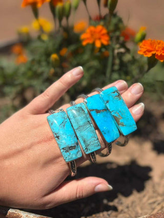 RTS ★ Chunky Bar Cuff