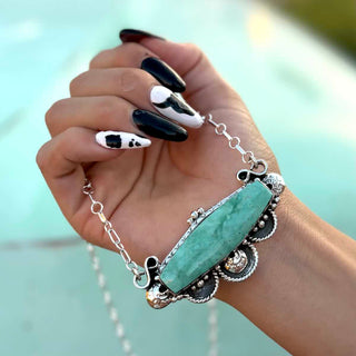 RTS ★ Big Is Beautiful Bar Necklace