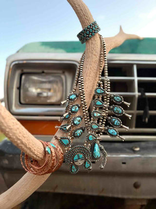 RTS ★ The Southern Sunface Necklace