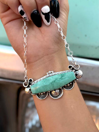RTS ★ Big Is Beautiful Bar Necklace