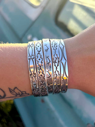 RTS ★ Make An Impression Cuff