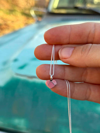 RTS ★ Pink Shell So Teeny Heart Necklace