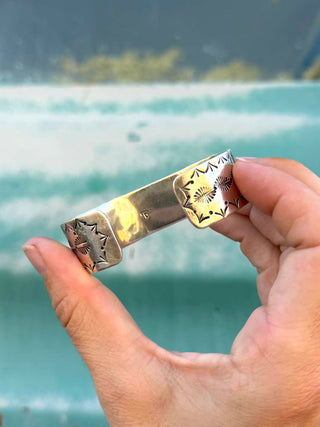 RTS ★ Eyes Only For You Cuff