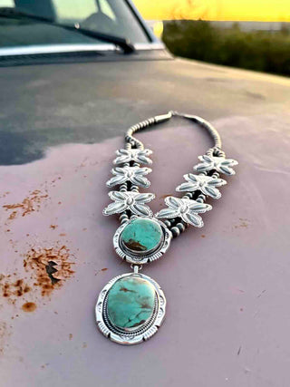RTS ★ Bussin' Butterfly Necklace