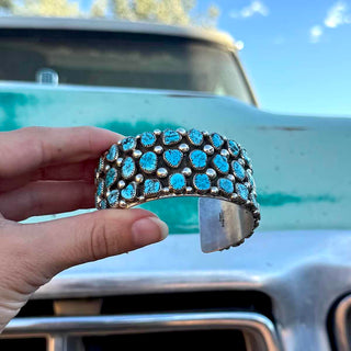 RTS ★ Dancing Lines Cuff