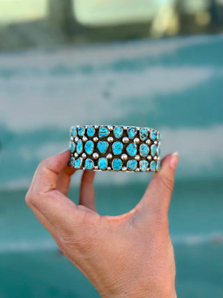 RTS ★ Dancing Lines Cuff