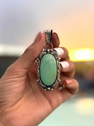 RTS ★ It's A Vibe Pendant