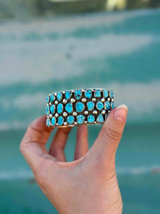 RTS ★ Dancing Lines Cuff
