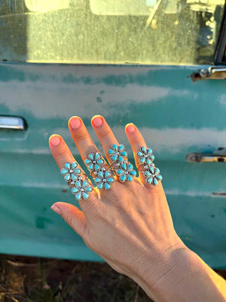 RTS ★ Daisy Chain Ring