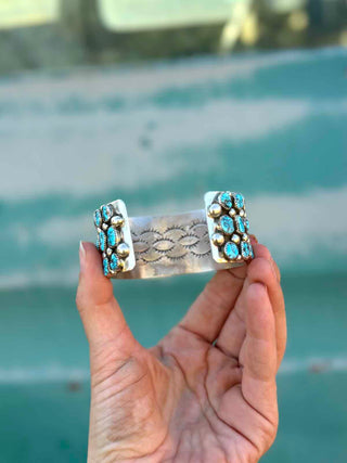 RTS ★ Dancing Lines Cuff