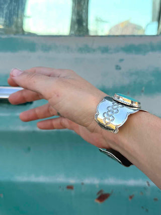 RTS ★ Big Up Your Energy Cuff