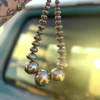 RTS ★ Turning Heads Pearl Necklace