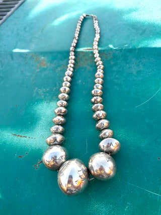 RTS ★ Turning Heads Pearl Necklace