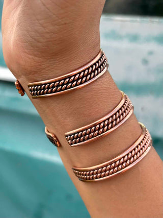 RTS ★ Copped A Baddie Cuff