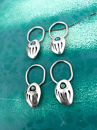 RTS ★ Lucky Bear Paw Key Chain Holder