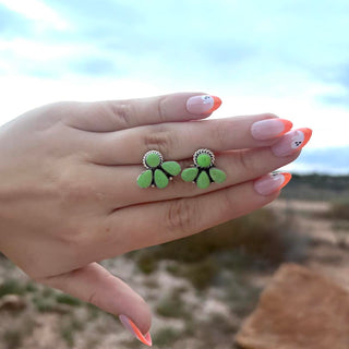 RTS ★ Fleur Green Studs