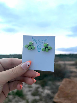 RTS ★ Fleur Green Studs