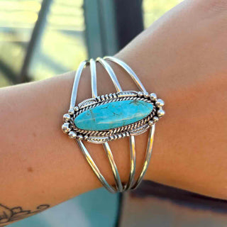 RTS ★ Blue Lagoon Cuff