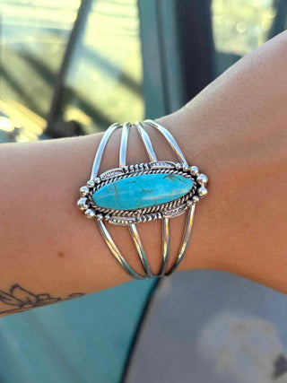 RTS ★ Blue Lagoon Cuff