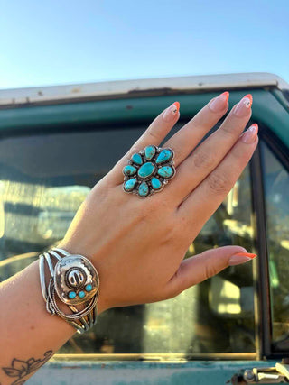 RTS ★ Lasso Me Up Cuff