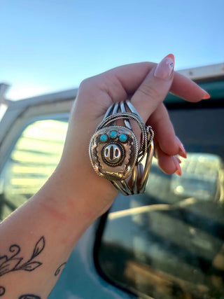 RTS ★ Lasso Me Up Cuff